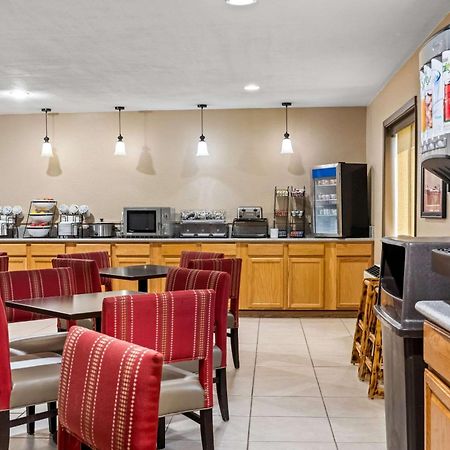 Comfort Inn Worland Hwy 16 To Yellowstone Екстер'єр фото